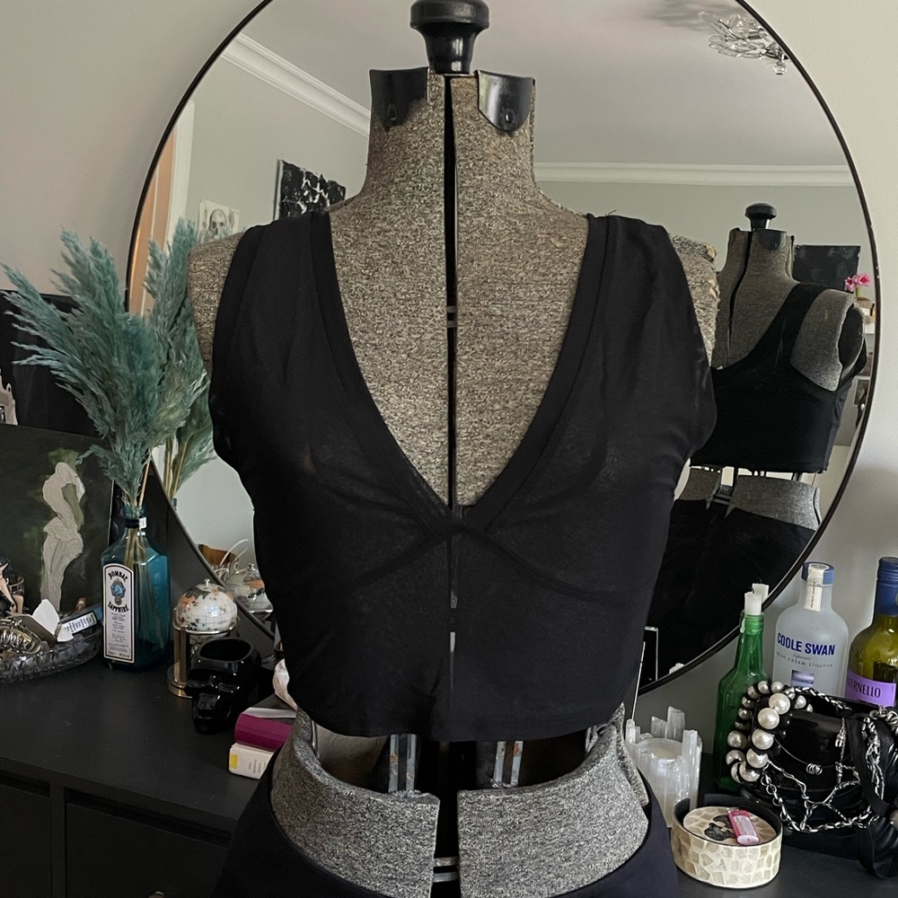 Bozzolo Mesh V-Neck Bra-top